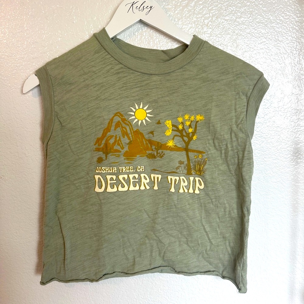 Joshua Tree Graphic Green Muscle Tank